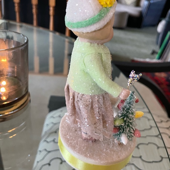 UNIQUE MARGARET HAIRE DESIGNED FOR ESC— SNOWFLAKE GIRL AND LAMB - Picture 4 of 10